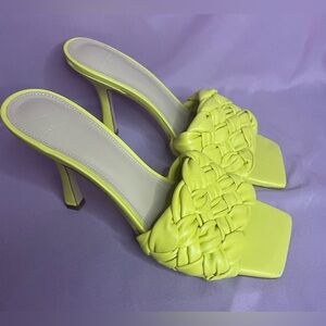 MARC FISHER Draya Yellow Braided Leather Square Toe Slide Heel Sandals Size 8.5m